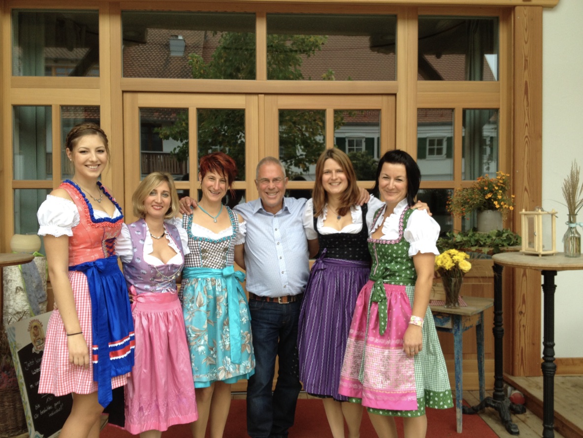 Alternative Hausarztpraxis mit alternativen Heilmethoden und einem liebeswerten Team sucht Assistenzarzt oder Assistenzärztin