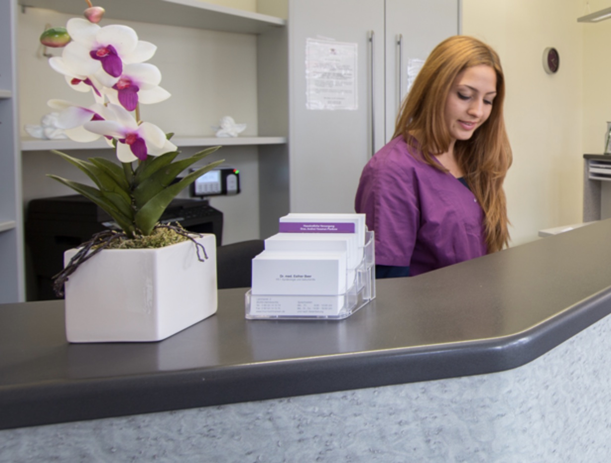 Das MVZ Hochfranken sucht eine Fachärztin/Facharzt für Innere Medizin ohne Schwerpunkt