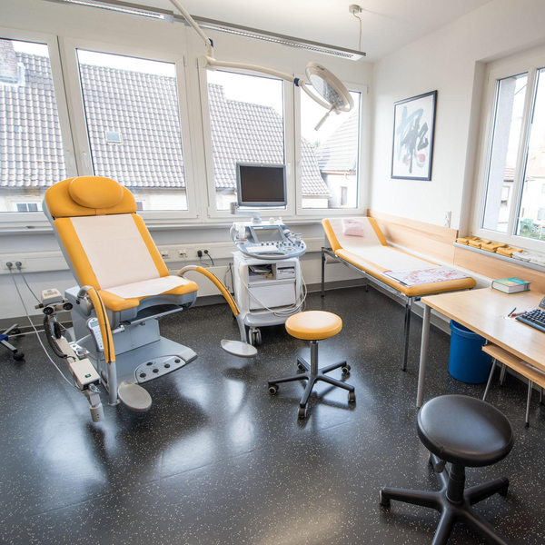 Fachärztin oder Facharzt (m/w/d) für Frauenheilkunde und Geburtshilfe zur Anstellung oder Teilhabe gesucht.