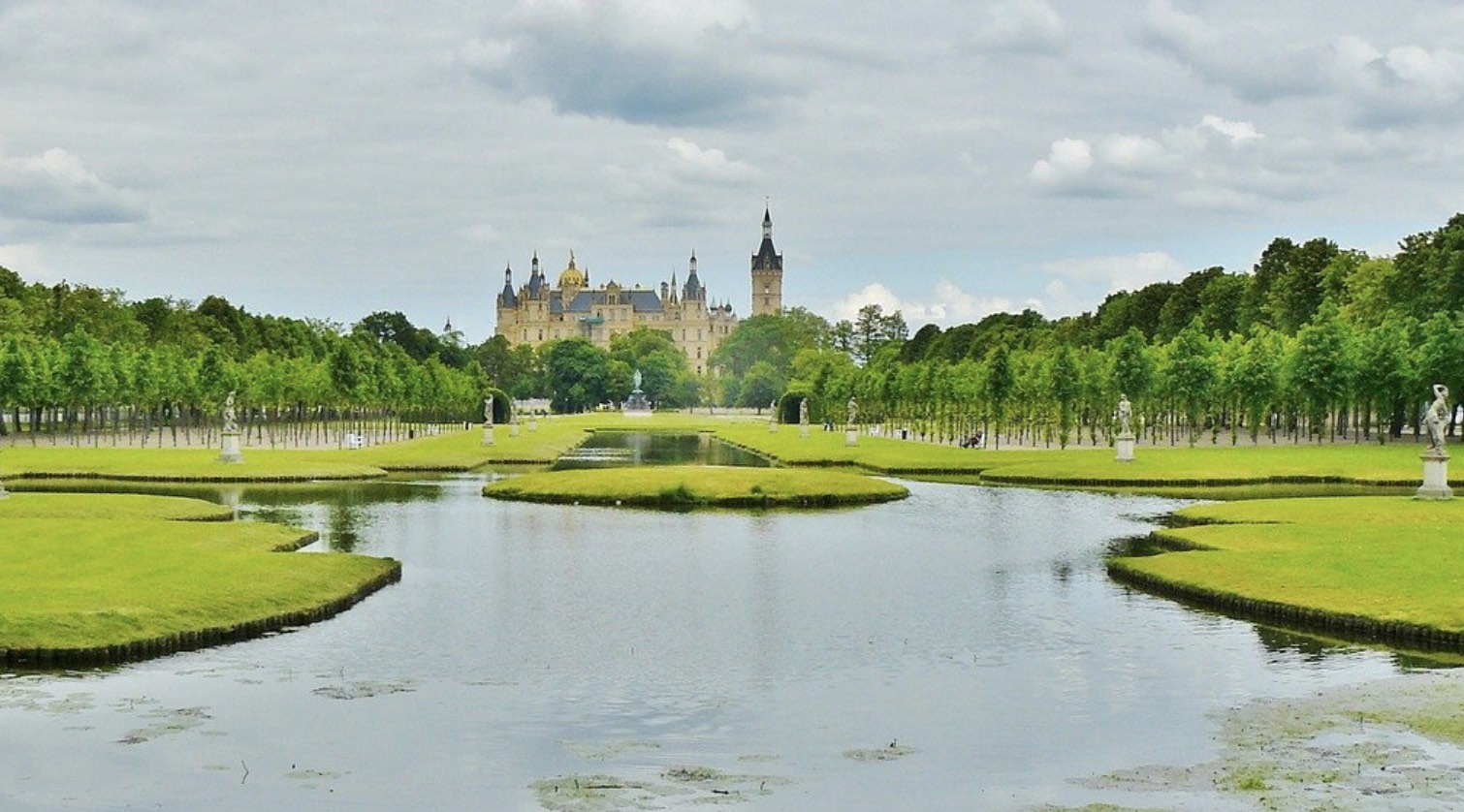 Mecklenburg-Vorpommern - 100 km von Berlin - Sehr gut dotierte Dialysestelle