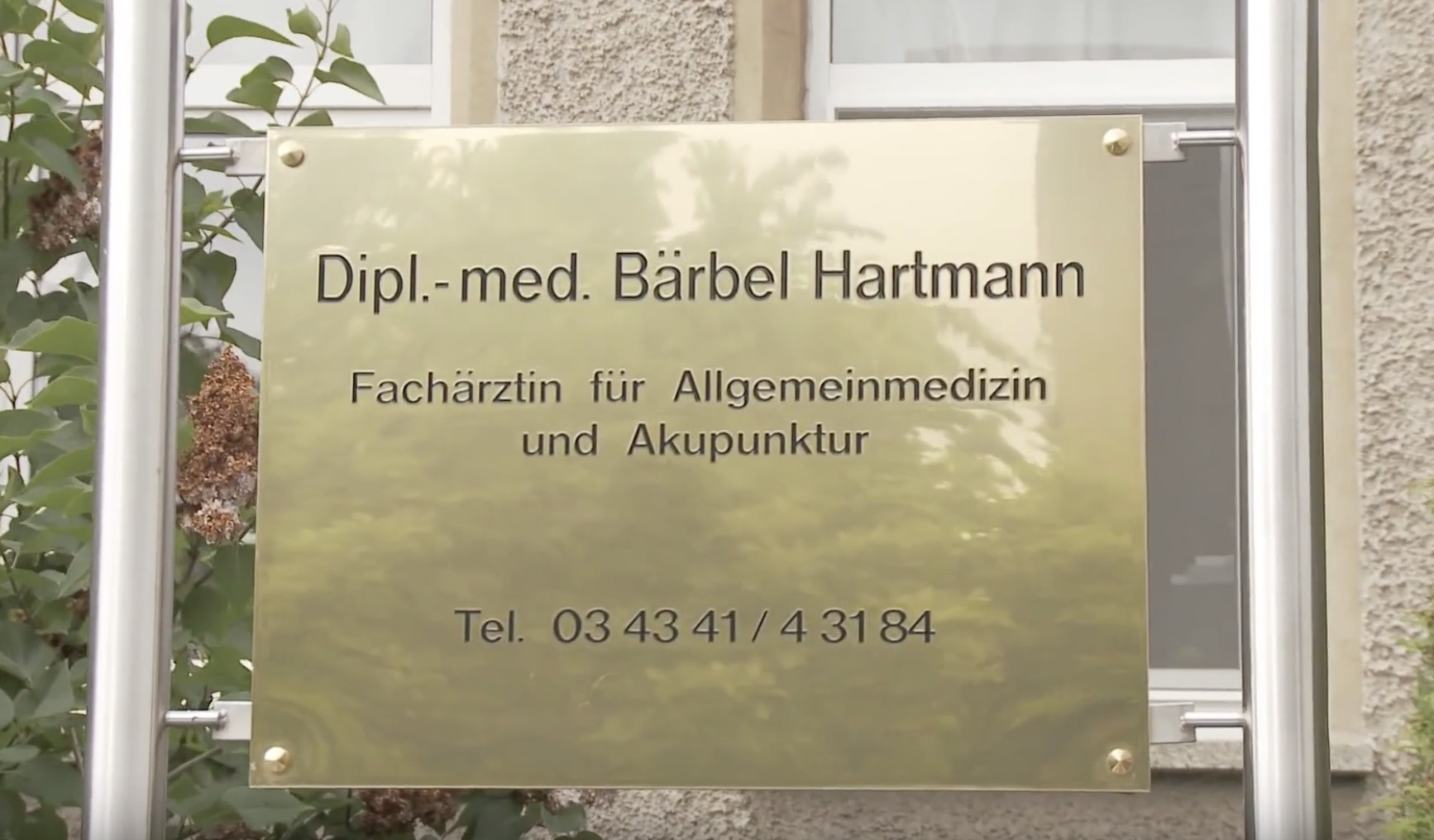 Suchen Hausarzt / Hausärztin  in Anstellung  für Landarztpraxis