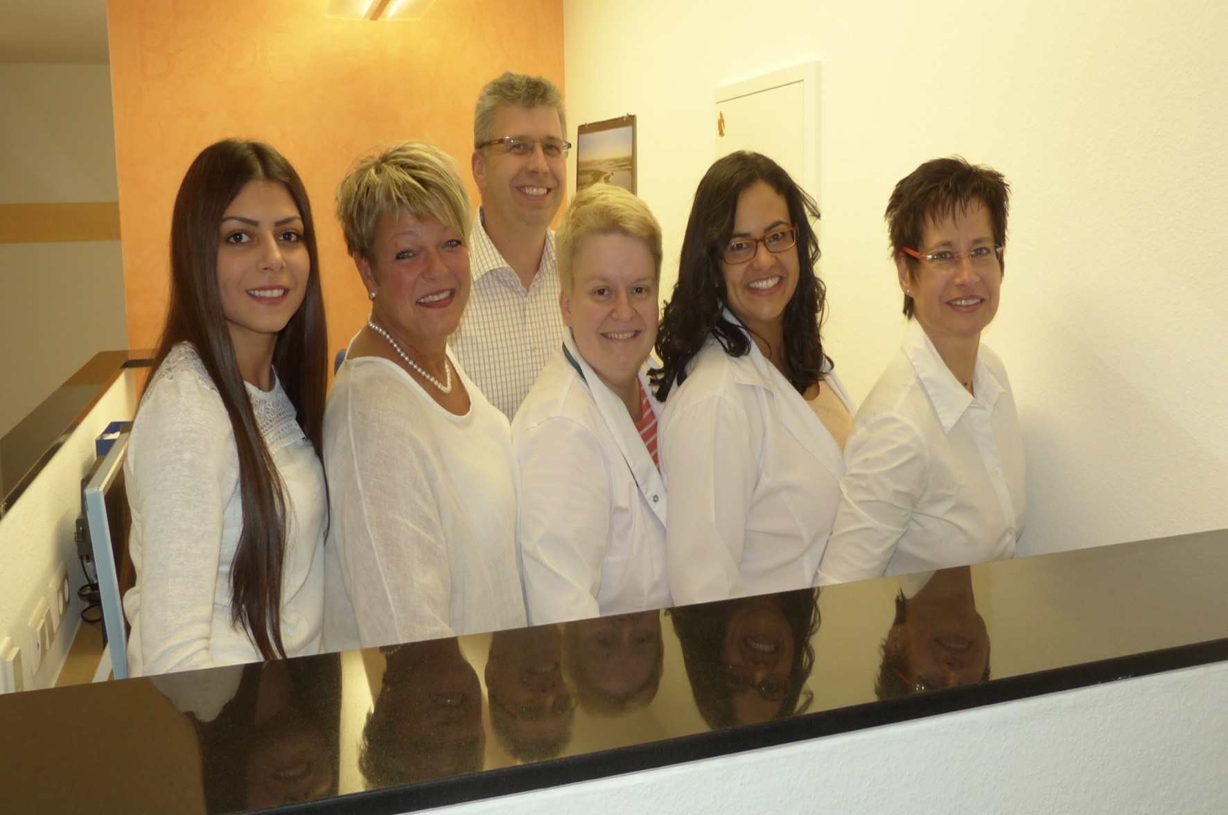 Suchen zeitnahe Vertretung hausärztliche Kinderarztpraxis mit Praxisübernahme