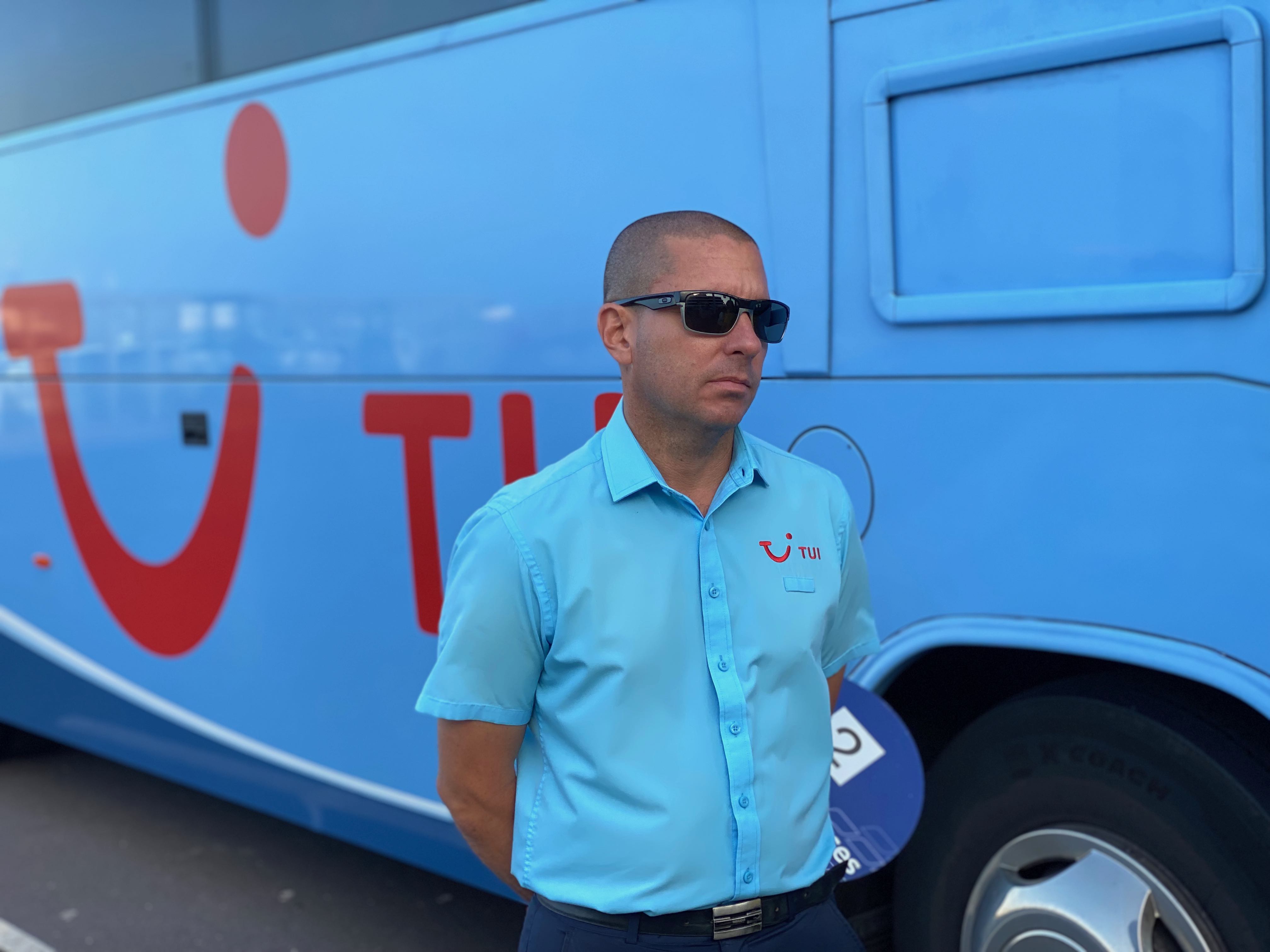 Wir suchen Hospital Attendants (m/w/d) für Kreuzfahrtschiffe