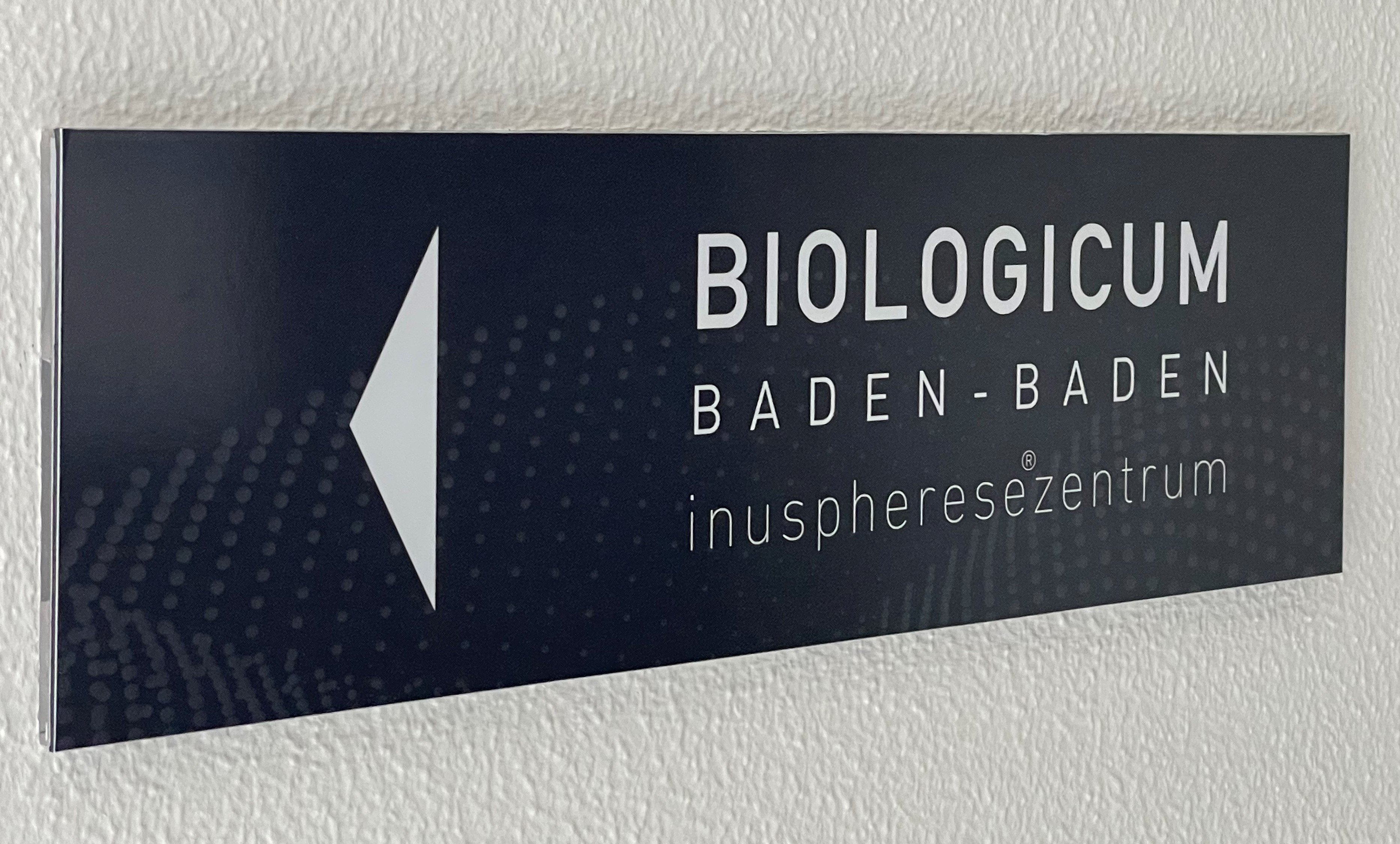 Wir vergeben eine Facharztstelle in einem privatem INUSpheresezentrum