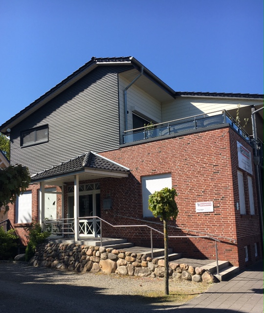 21698 Harsefeld OT Brest - Gewerbefläche plus hochwertiges Penthaus z.B. für MVZ/Praxis