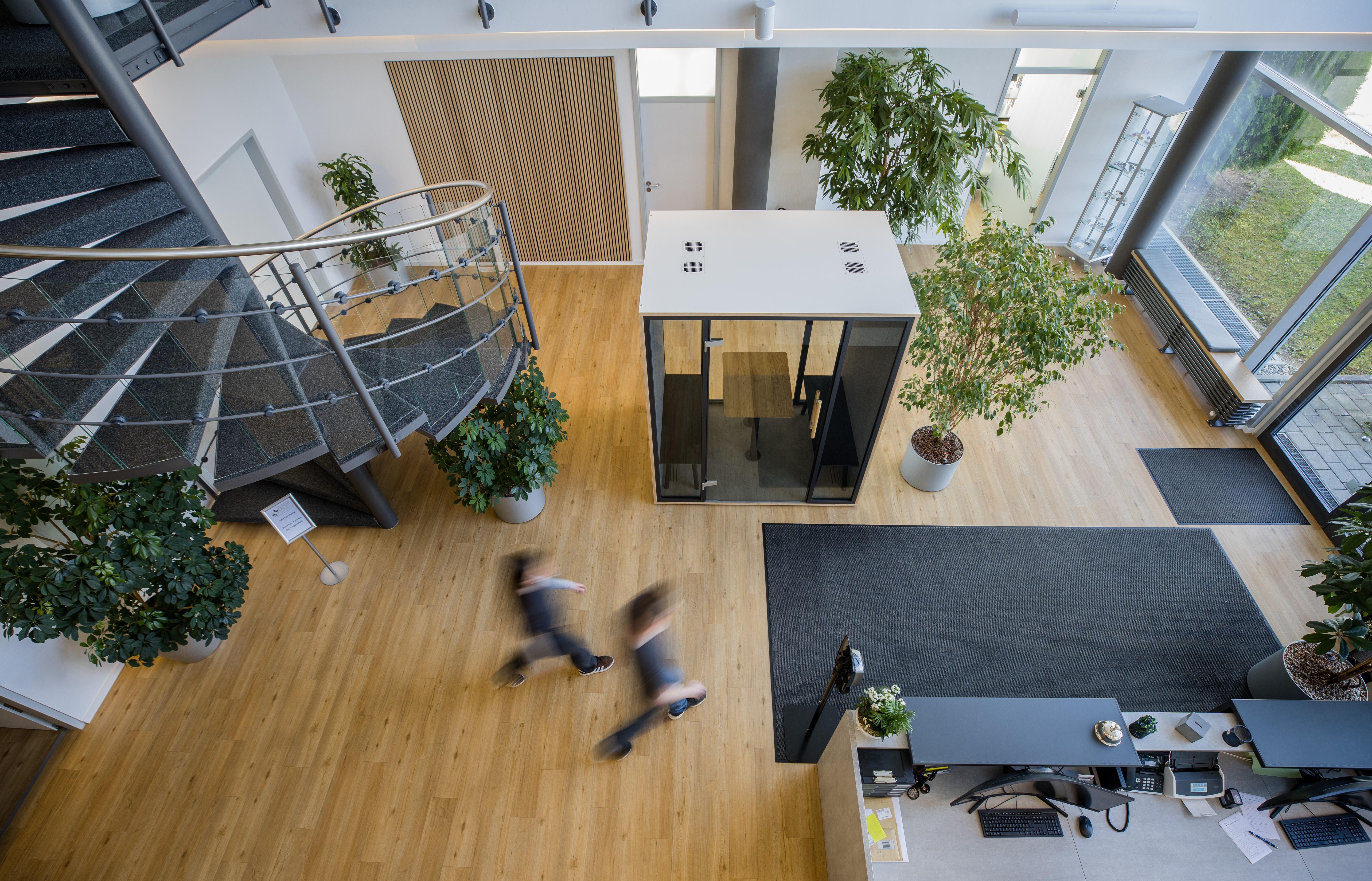 Außergewöhnliche Räumlichkeiten Privatpraxis zur Mitnutzung/Untermiete, u.a. Rö/Sono/DVT vorhanden.