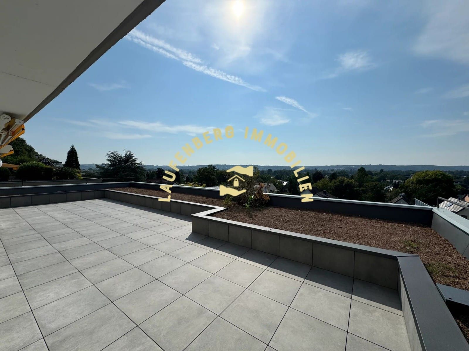 Exklusive Terrassenwohnung in Höhenlage von Königswinter-Oberdollendorf