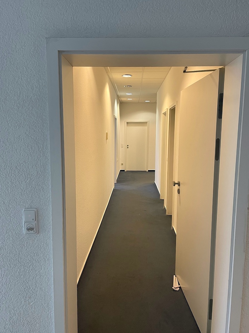 Gestalten statt suchen: Großzügige Praxisfläche im Stadtzentrum