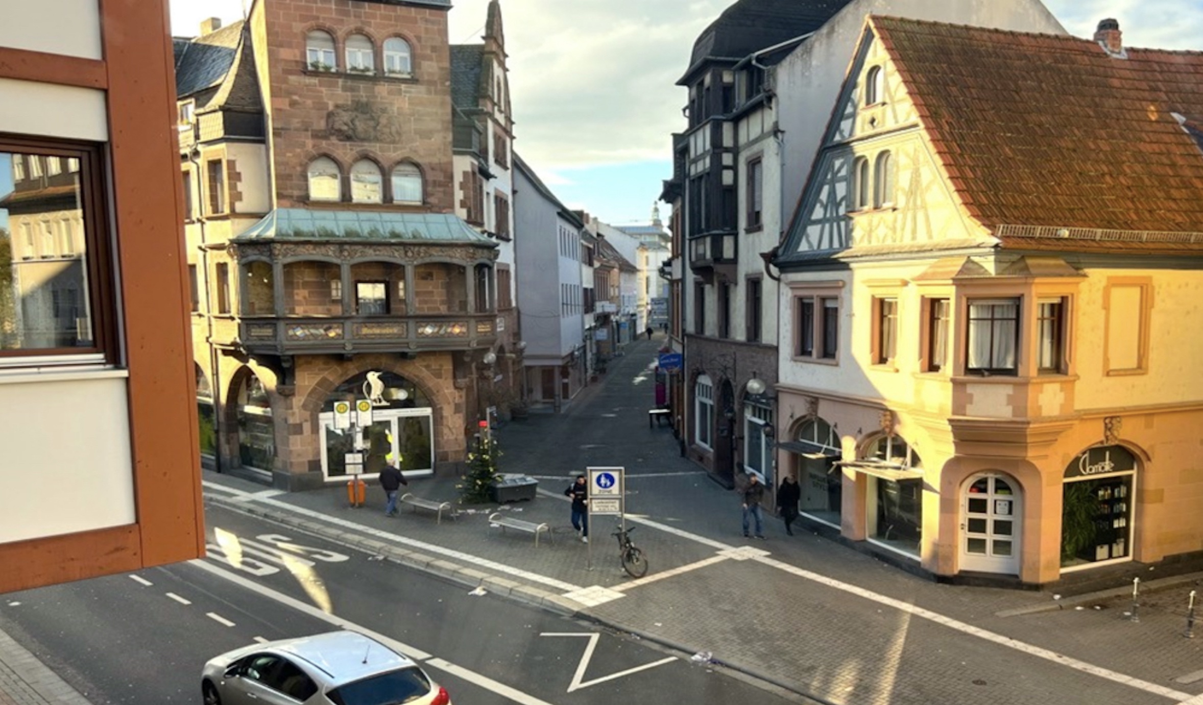Große Wohnung für Ärzte - Altstadt Flair inklusive!