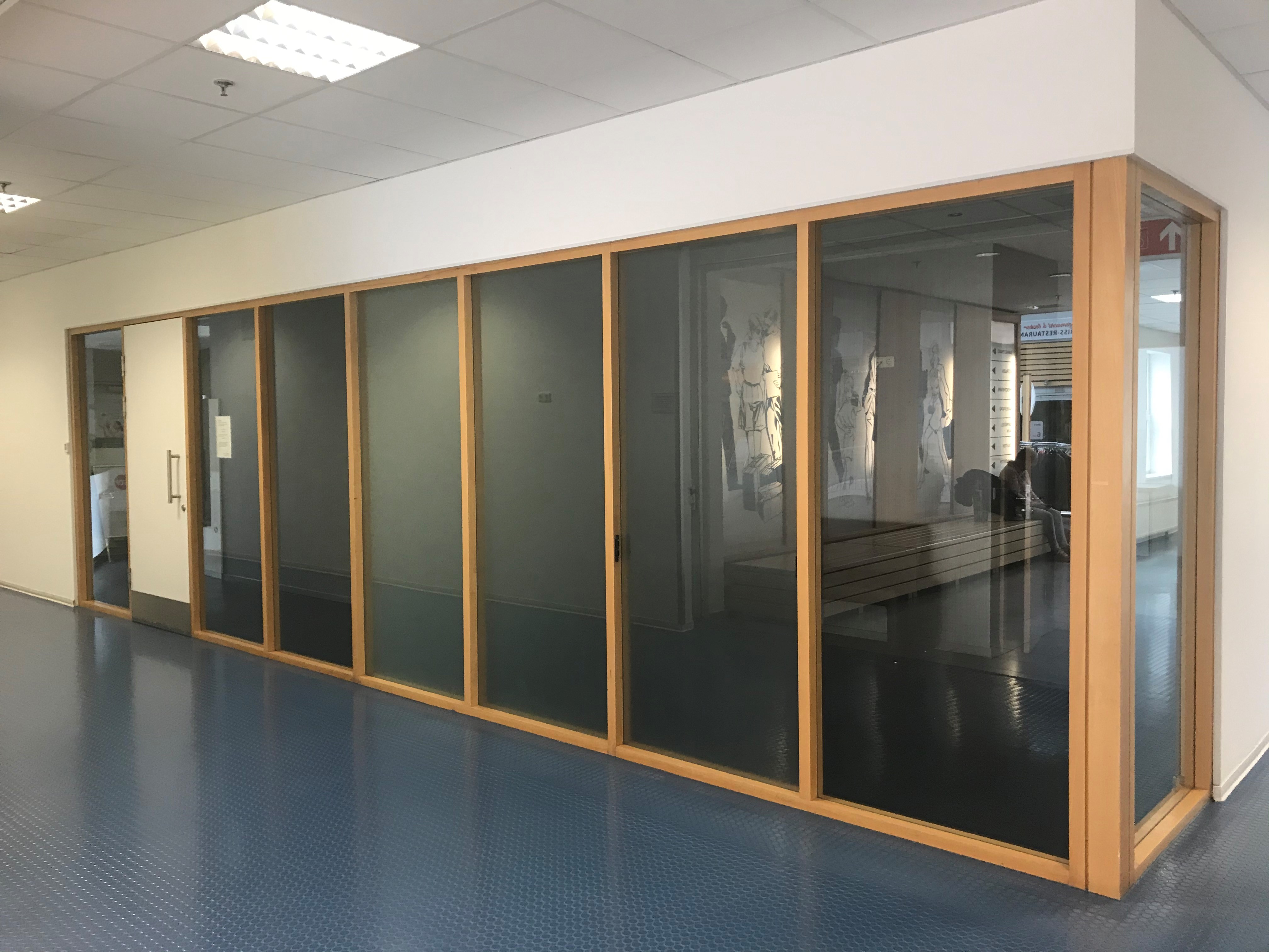 Moderne Zahnarztpraxis zu vermieteen