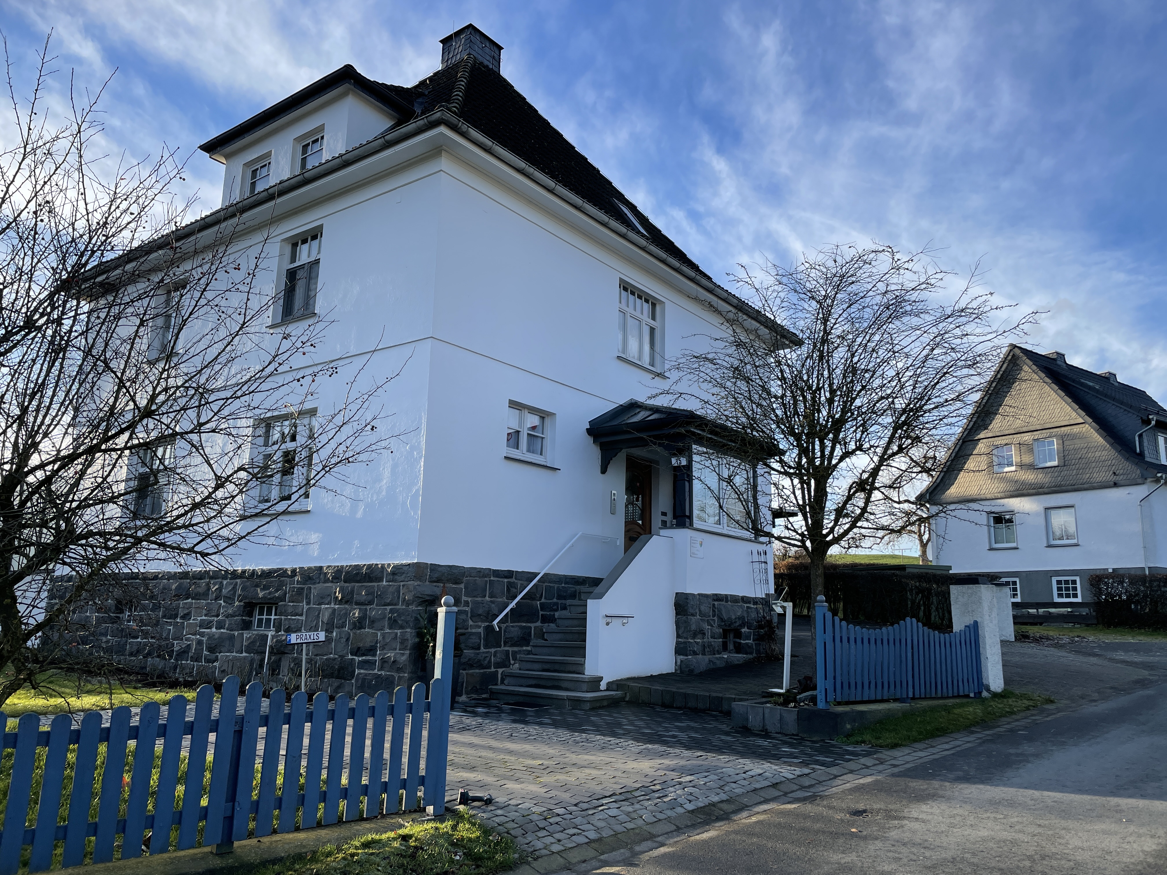 Wohnimmobilie mit Praxis (Psychotherapie)  im Hochsauerland