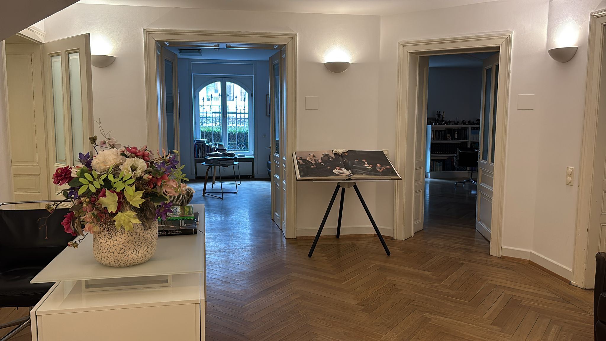 Attraktive internistische Hausarztpraxis, Toplage Frankfurt-Westend, hoher Privatanteil, KV-Zulassung, etablierter Patientenstamm