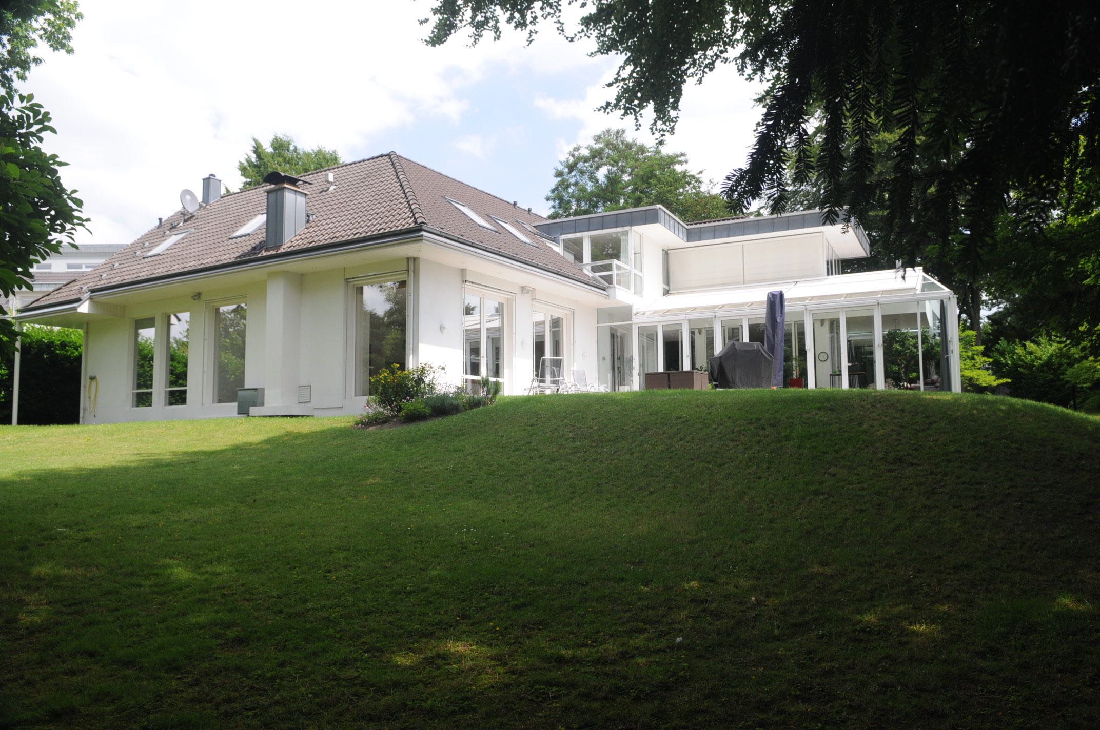 Großzügige Praxisimmobilie: Arztpraxis Räume in Siegburg zu vermieten