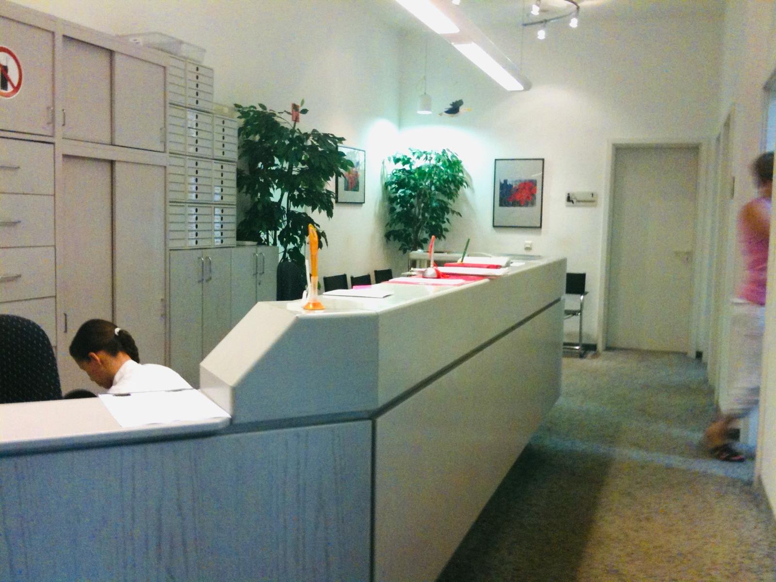 Gutgehende Allgemeinarztpraxis in bayerischer Großstadt