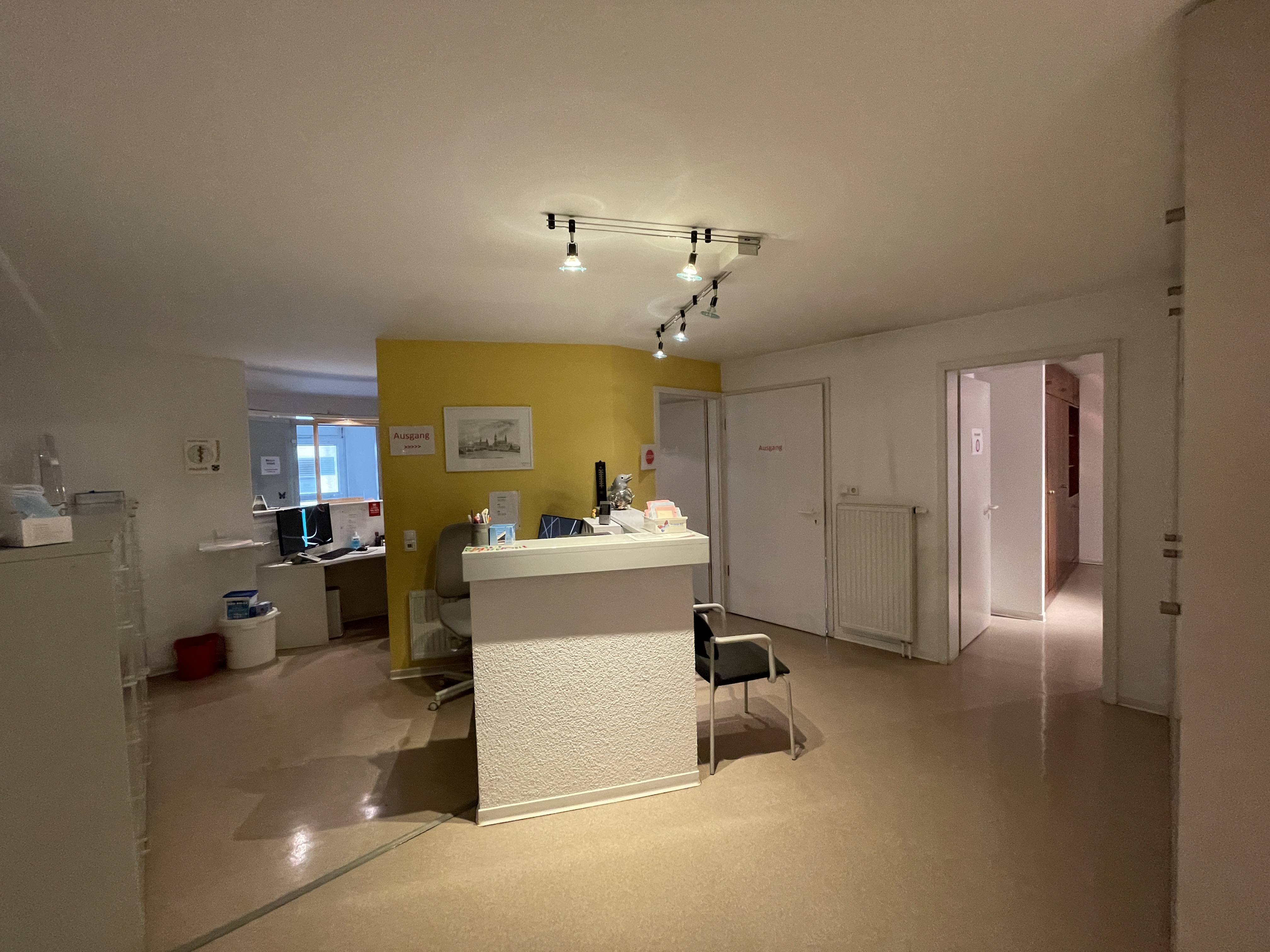 Karlsruhe-Land Allgemeinarztpraxis mit Lebensqualität