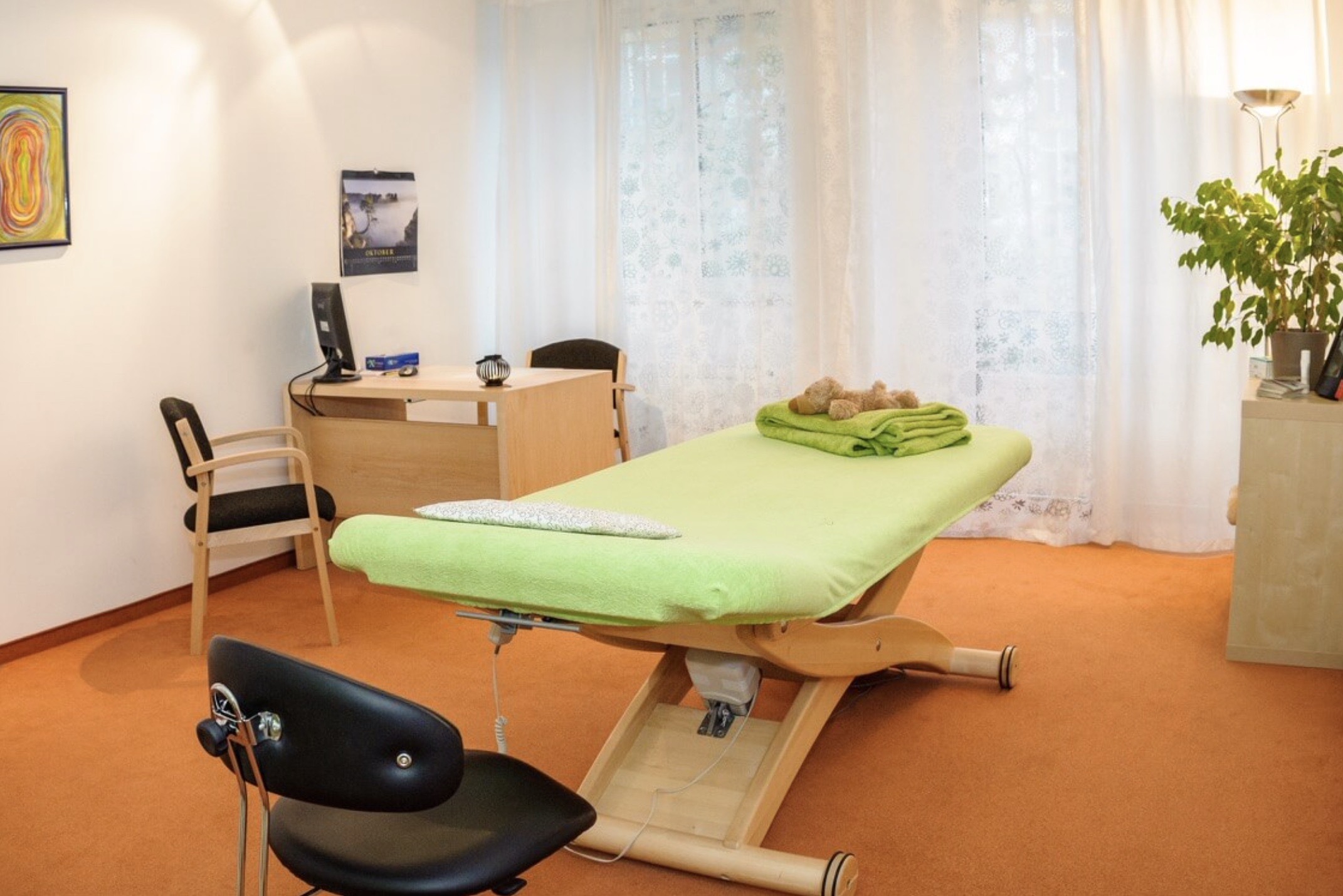 Osteopathie und Naturheilkundepraxis im Zentrum Berlin abzugeben