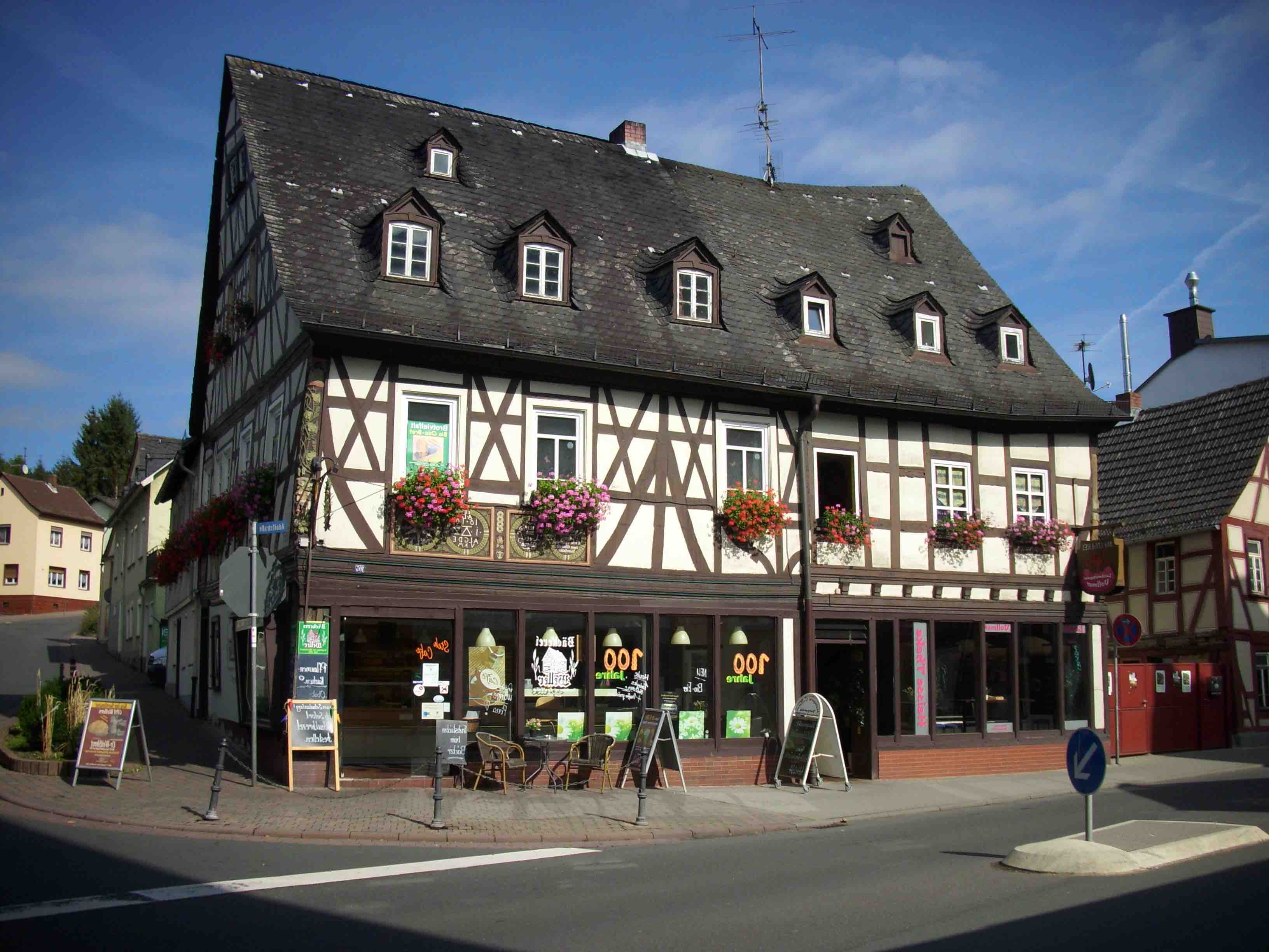 Praxisabgabe einer Einzelpraxis in Praxisgemeinschaft in Bad Schwalbach