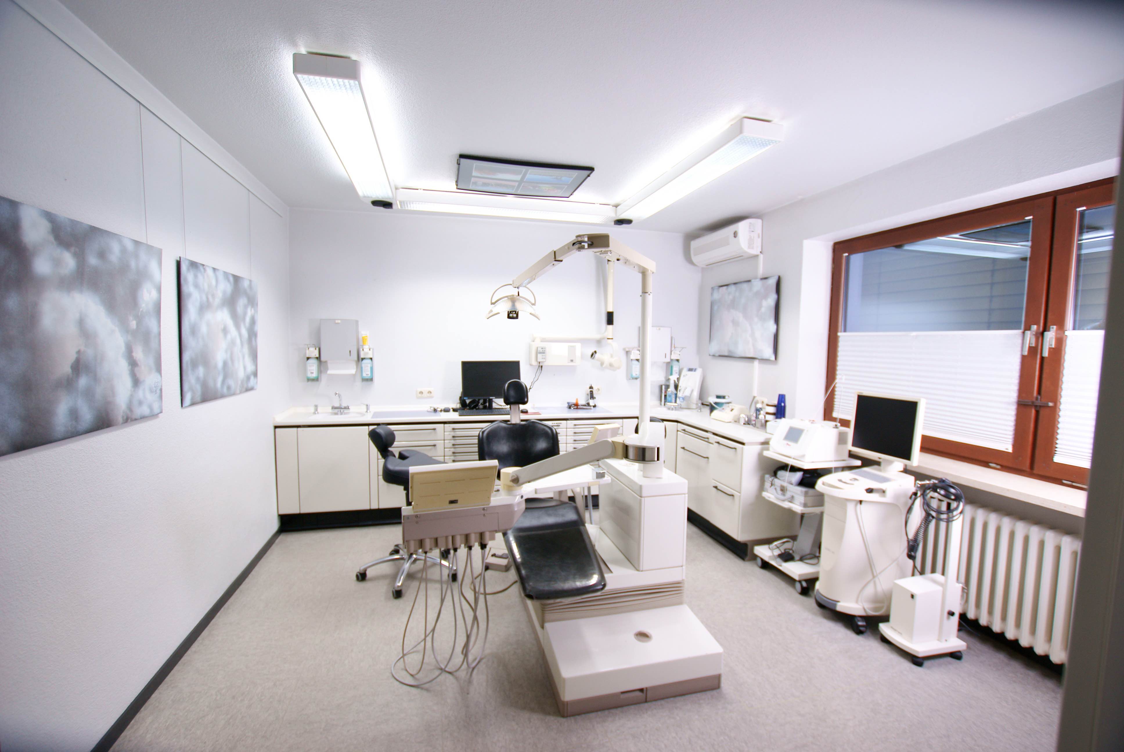 Praxisabgabe Zahnarzt in Oberweser mit Labor