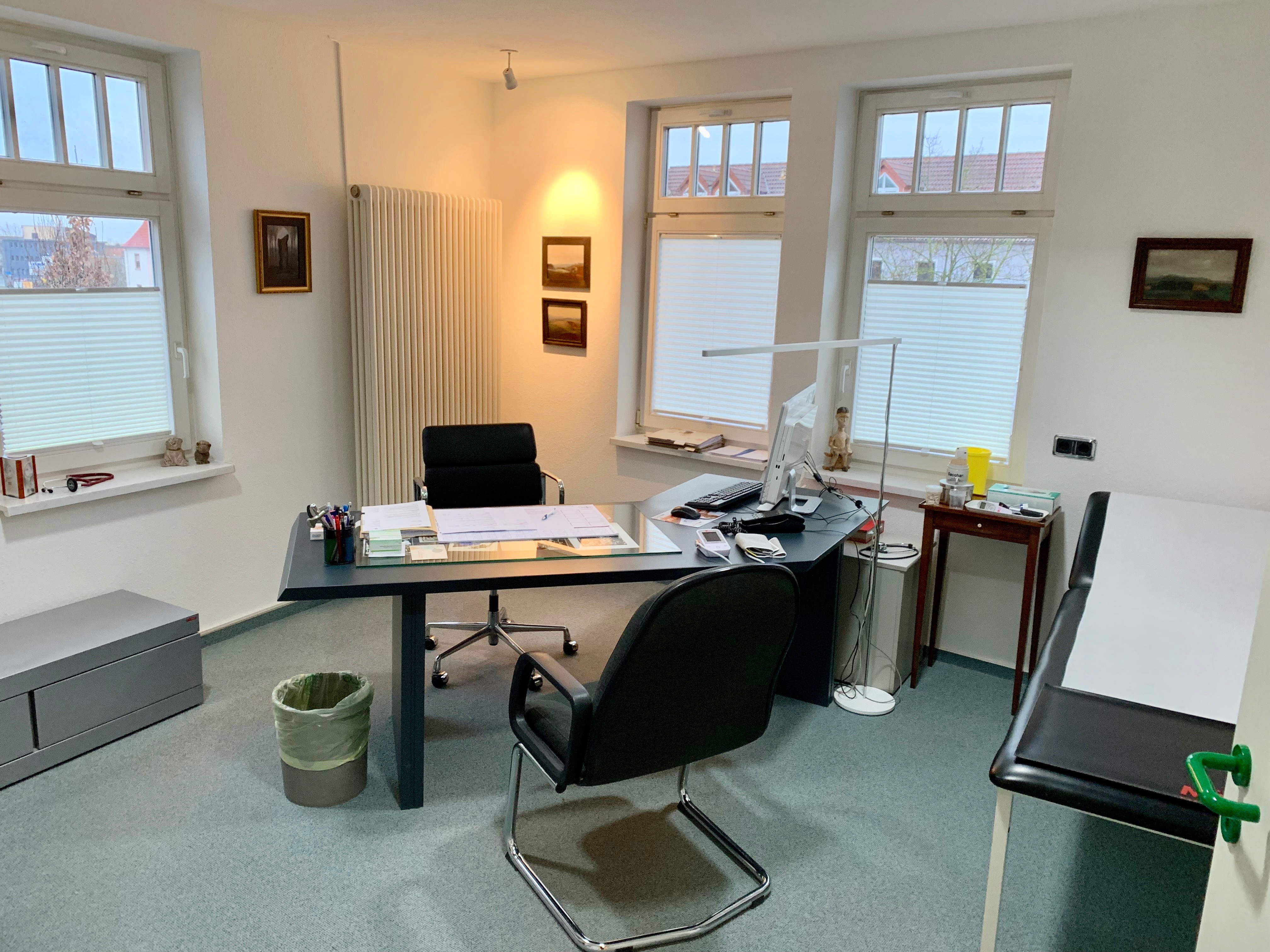 Praxisnachfolger für gut etablierte Allgemeinarzt-Praxis gesucht