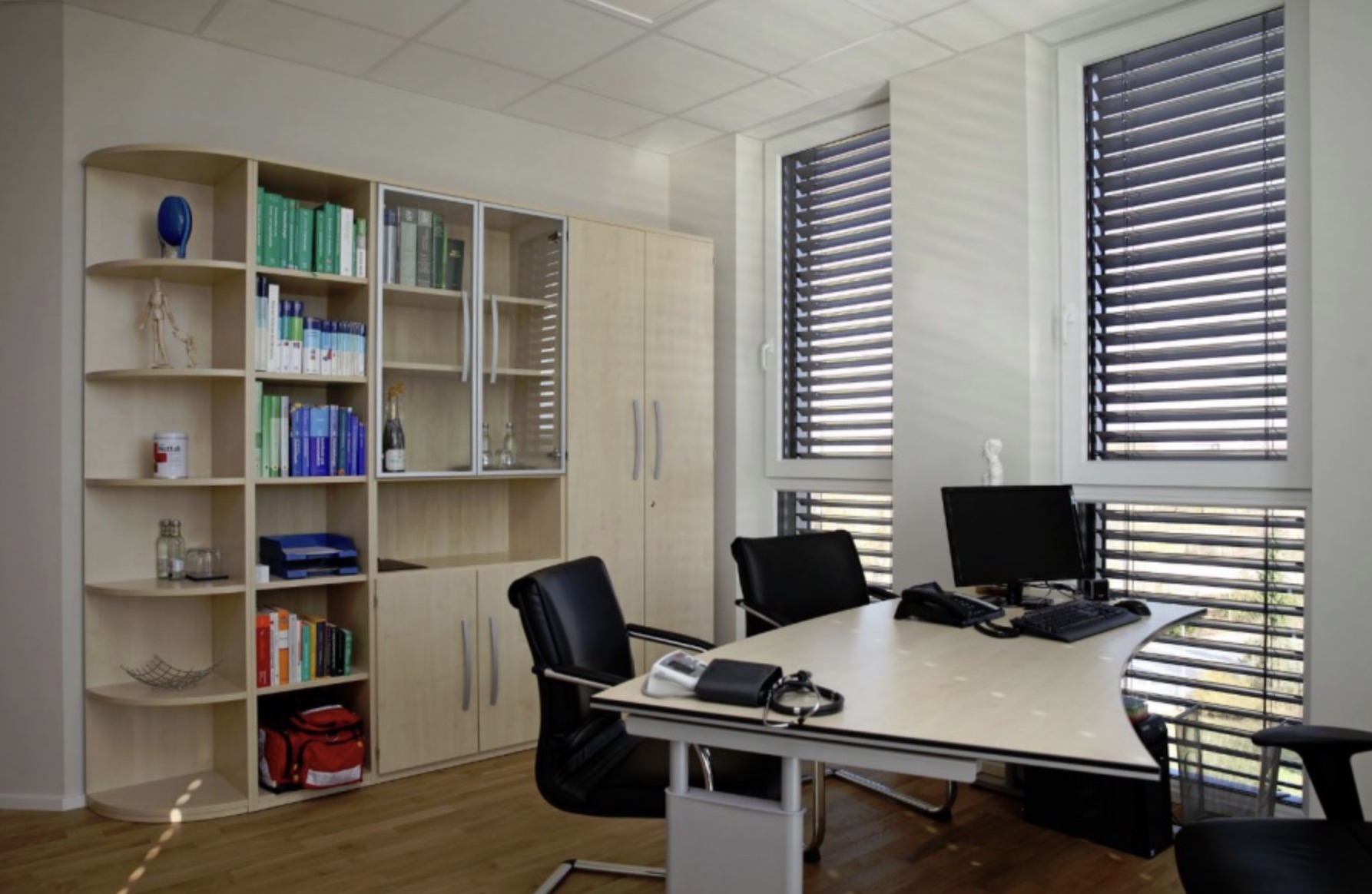 Praxispartner/Freiberuflicher Kollege für internistisch naturheilkundliche Privatpraxis in Regensburg gesucht