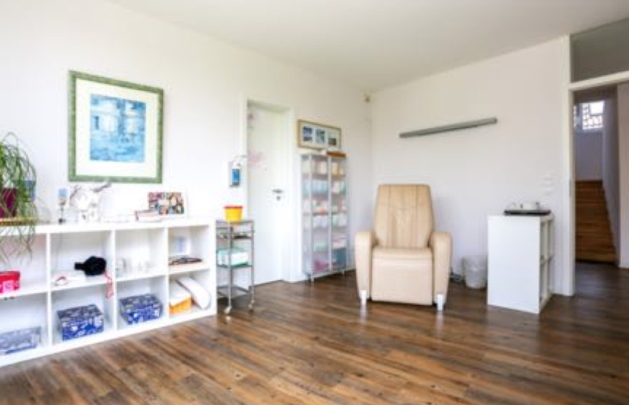 Praxisverkauf mit Privatgebäude in Bad Oldesloe