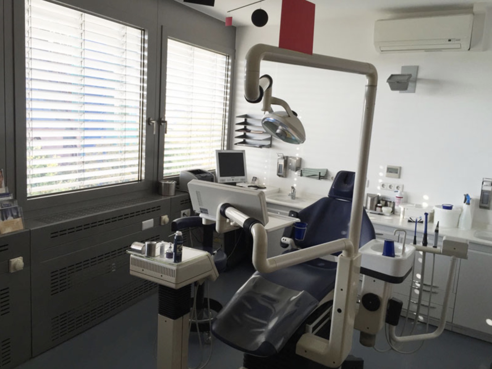 Praxisverkauf Zahnarztpraxis in Berlin Tiergarten abzugeben