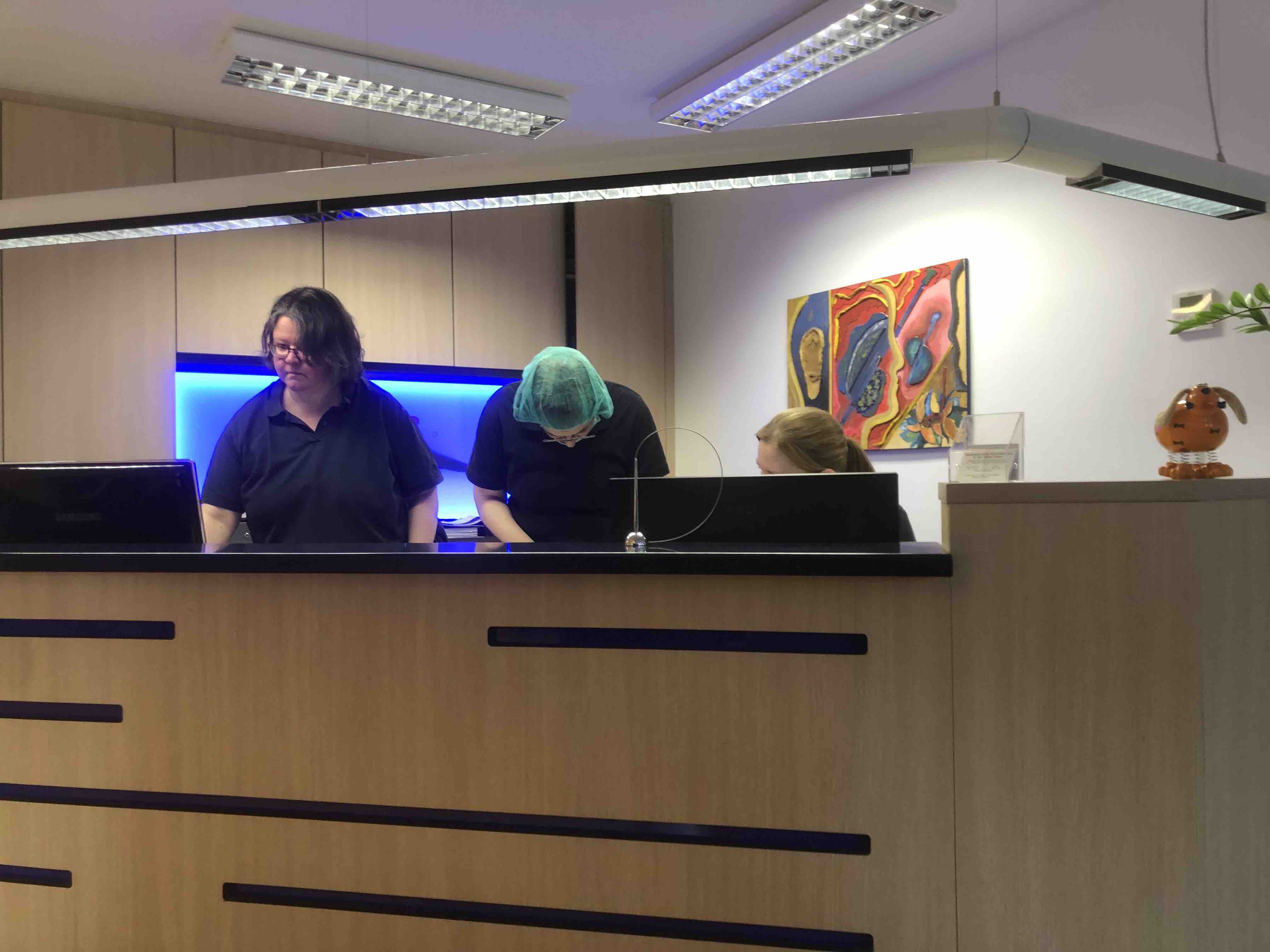 Schöne Hausarzt-Praxis in 3-er Praxisgemeinschaft abzugeben