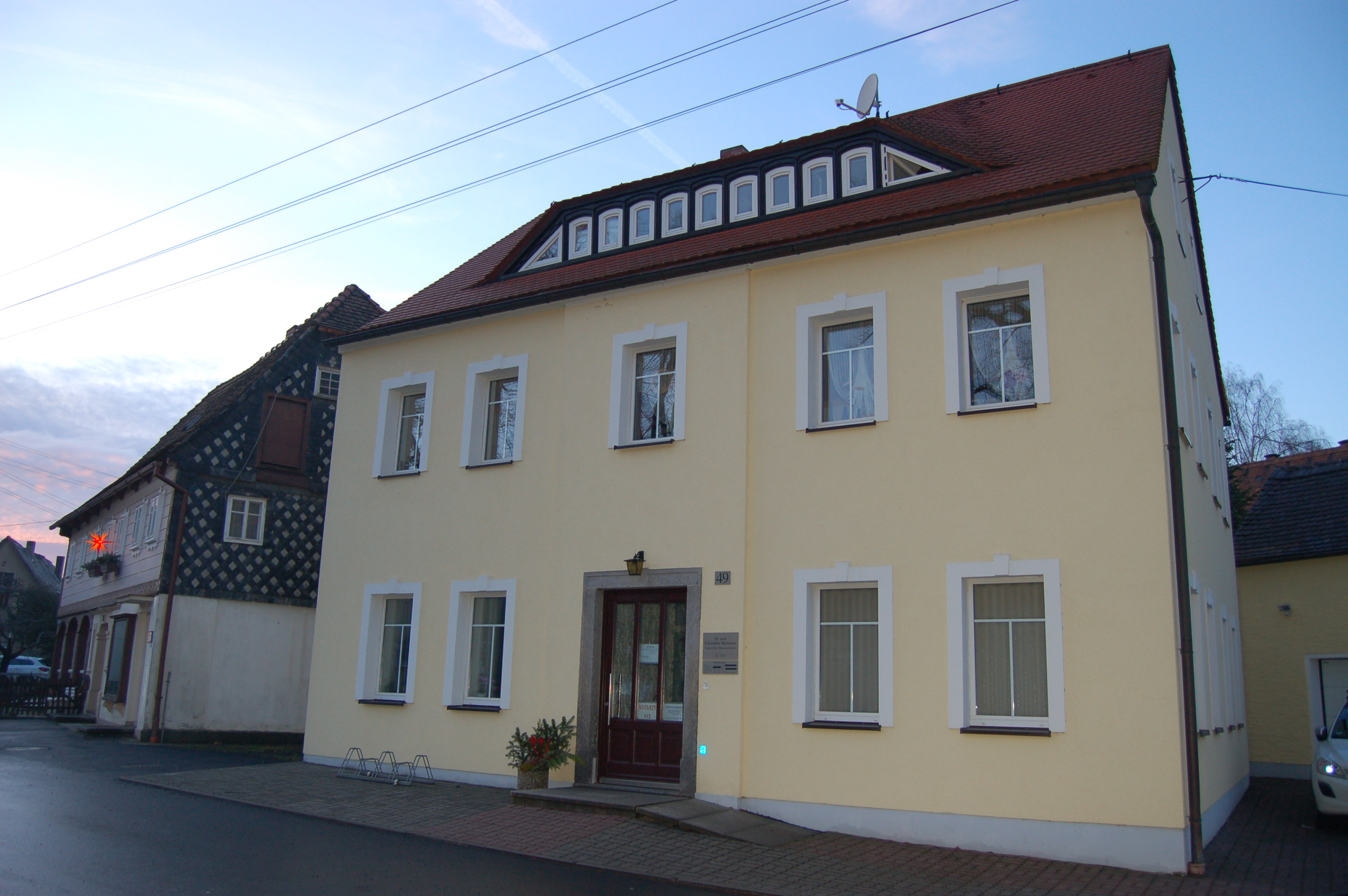 Suche Altersnachfolger/in für gut laufende Landarztpraxis in der Oberlausitz