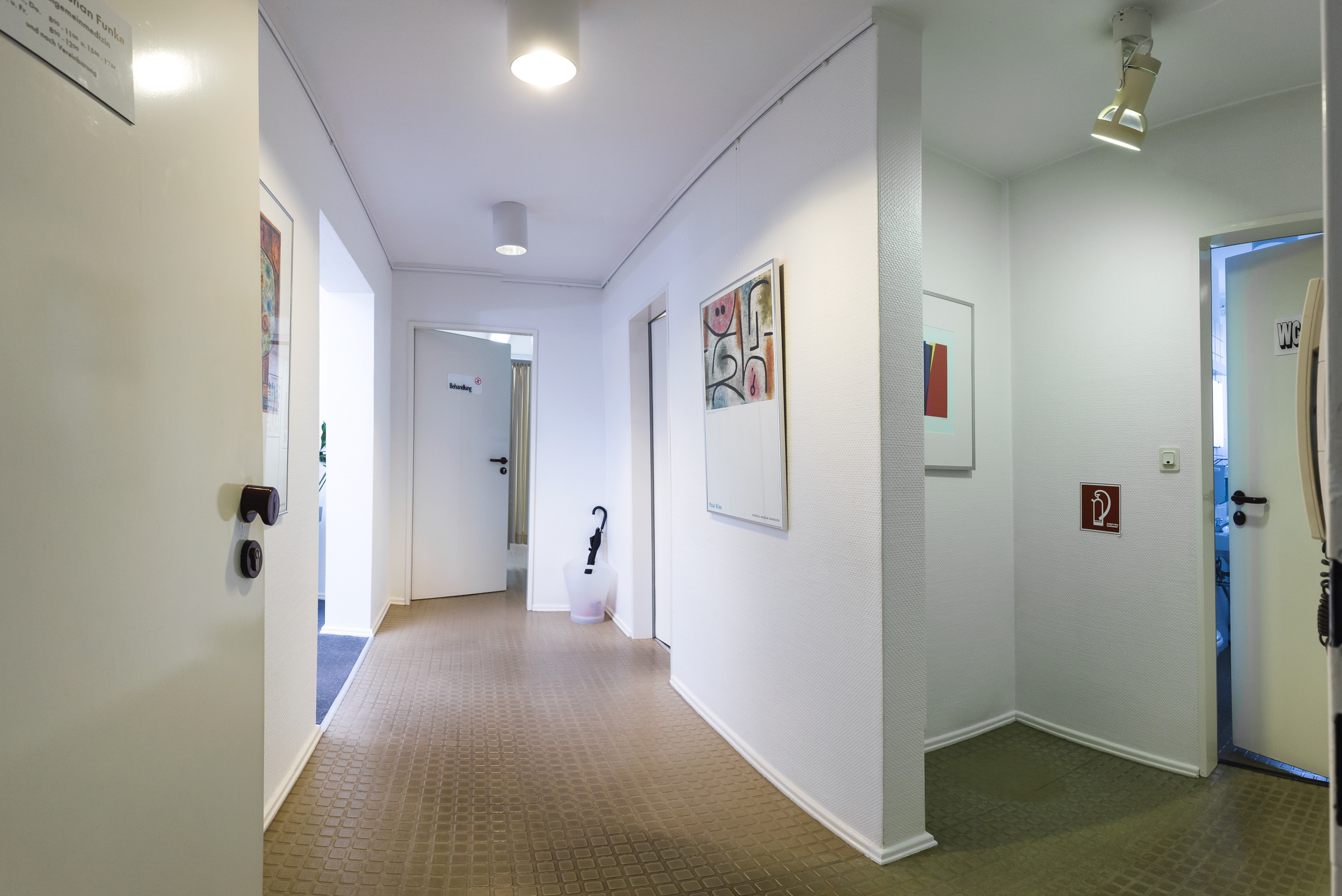 Suche Praxisnachfolger(in) für hausärztlich-internistisch ausgerichtete Einzelpraxis