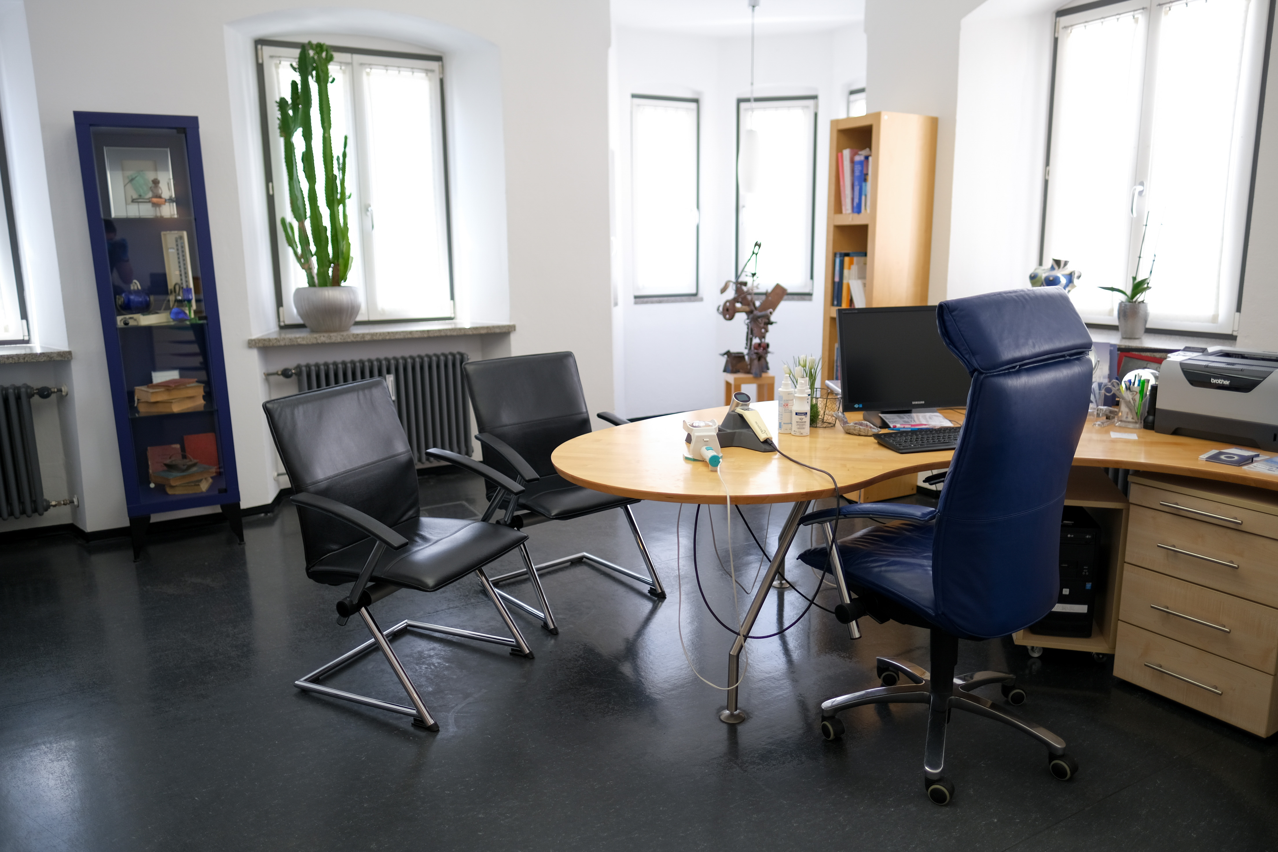 Umsatzstarke moderne Praxis zur Abgabe