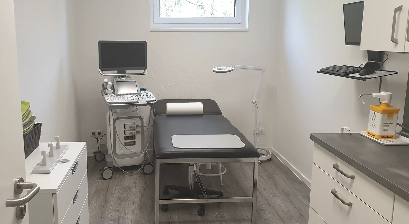 Wunderschöne und neue Praxis aus privaten Gründen schweren Herzens an Interessent abzugeben