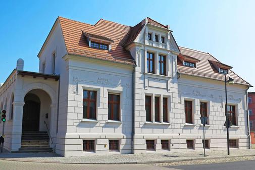 Allgemeinmediziner oder Internist zur Praxisneugründung in Luckenwalde gesucht