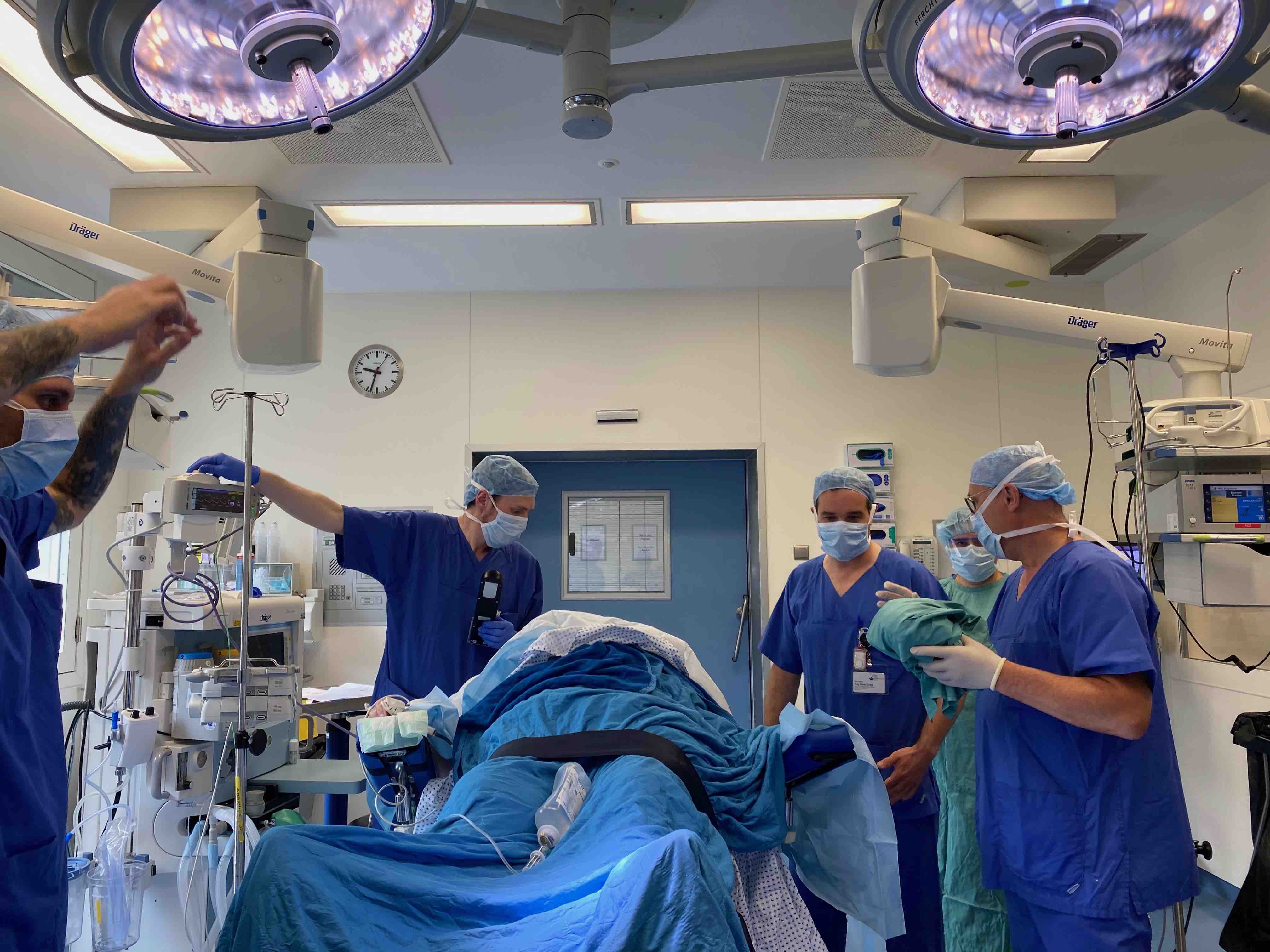 Halbe neurochirurgische Kassenzulassung ab sofort zur Übernahme in Bayern gesucht