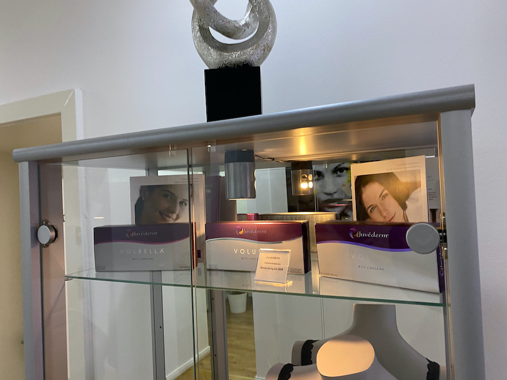 Handchirurg und Plastischer Chirurg sucht Praxis