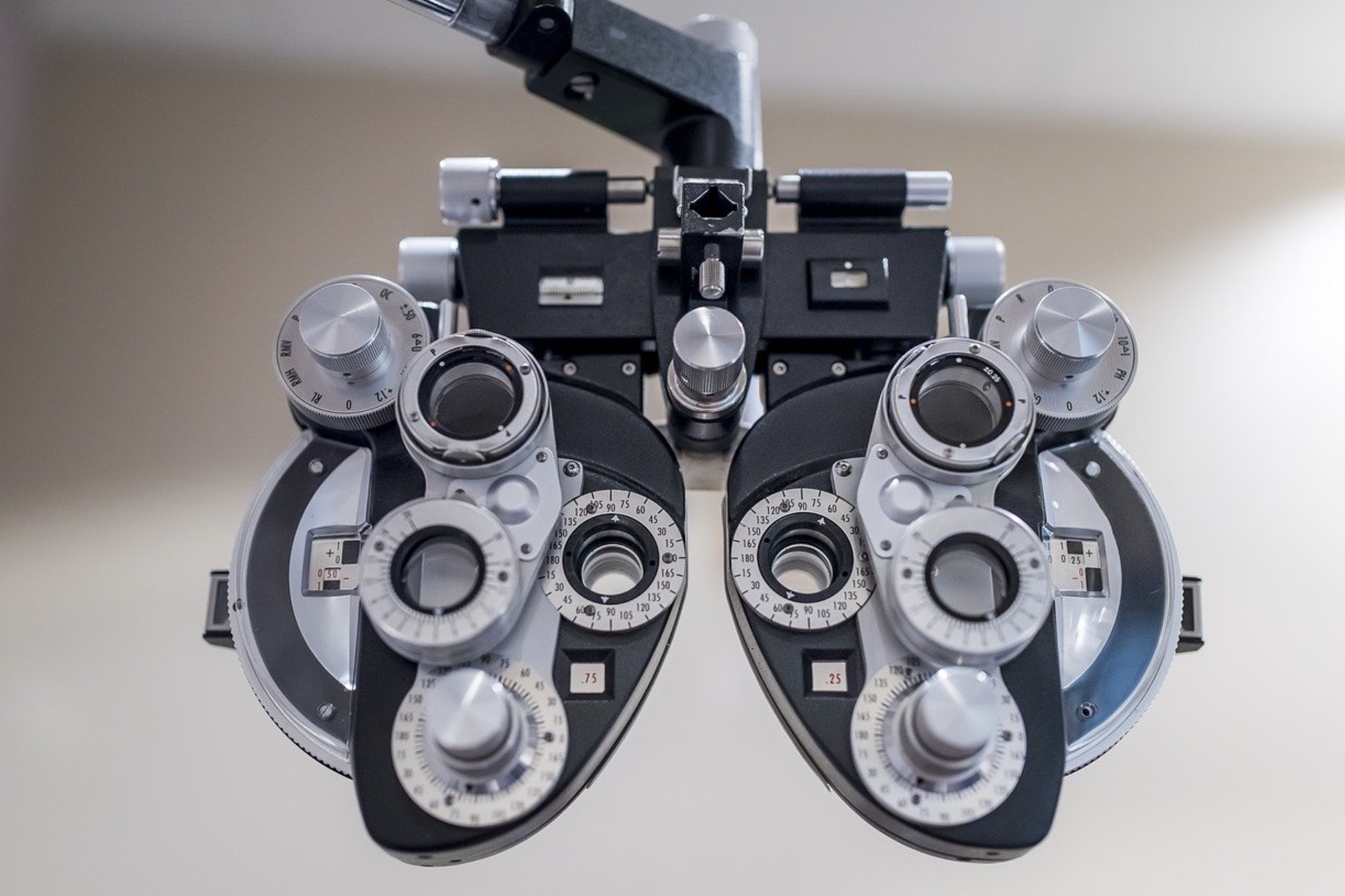 Kaufe Augenarztpraxis in Luzern