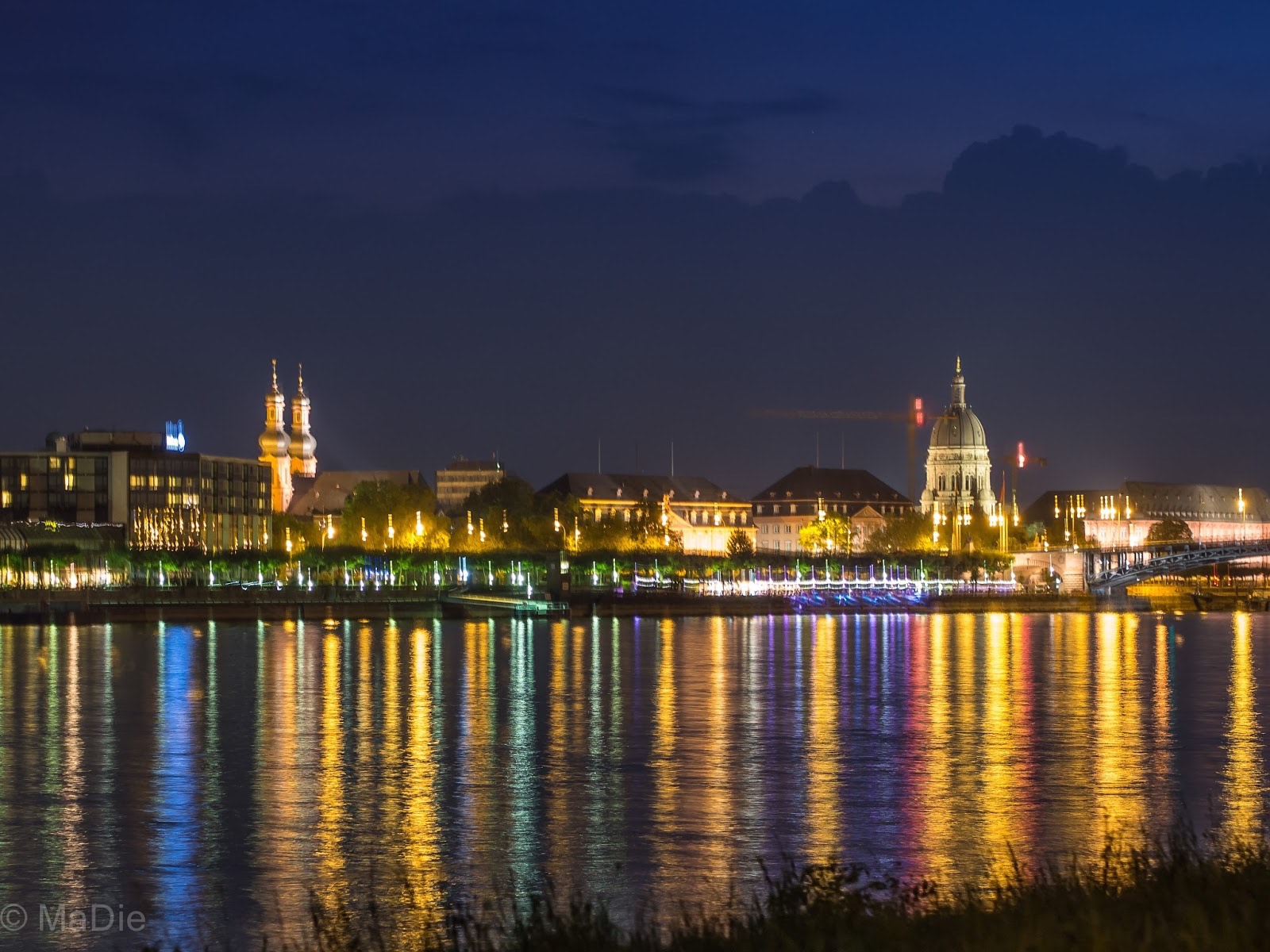 Mainz, Ingelheim, Bingen: Facharzt für Innere Medizin sucht Vollzeitanstellung mit späterer Praxisassoziation oder Praxisübernahme