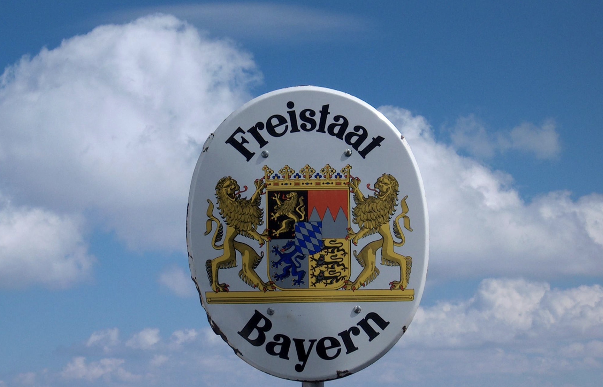 Suche Anstellung / Praxisnachfolge / Praxisübernahme Allgemeinarztpraxis bzw. Hausarztpraxis in Bayern