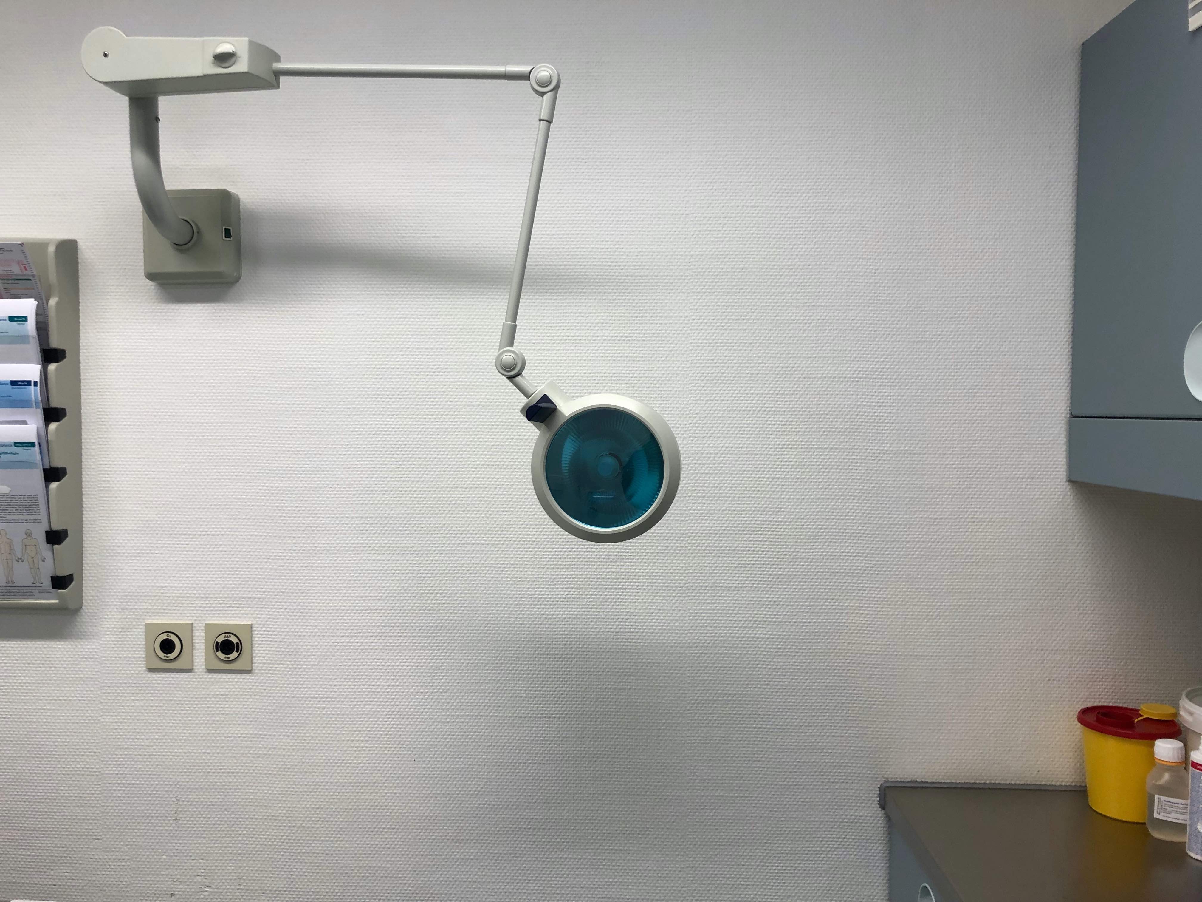 Biete Orthopädie Praxisvertretung in Berlin